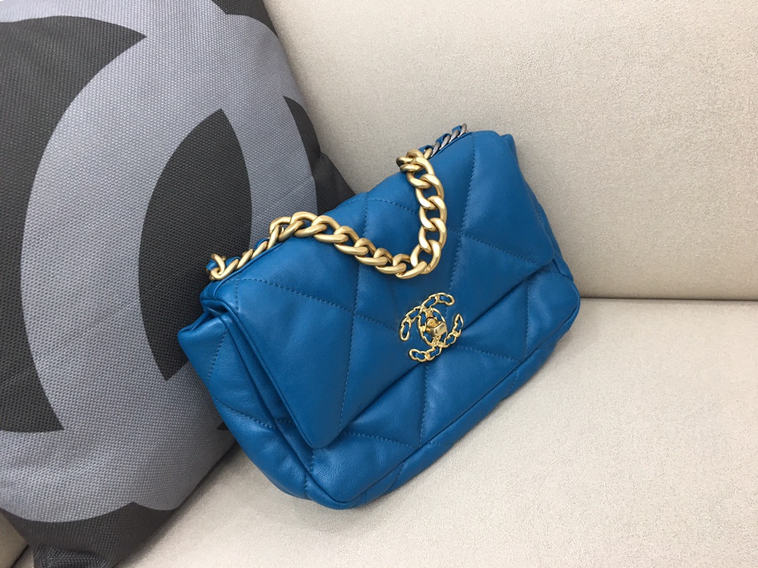 Lambskin 19 Handbag Flap Bag AS1160 Ocean Blue